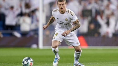 Real Madrid busca mantener la cima a costa del Espanyol
