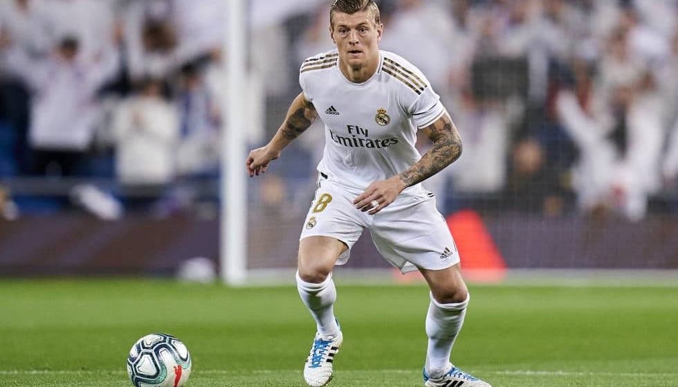 Real Madrid busca mantener la cima a costa del Espanyol
